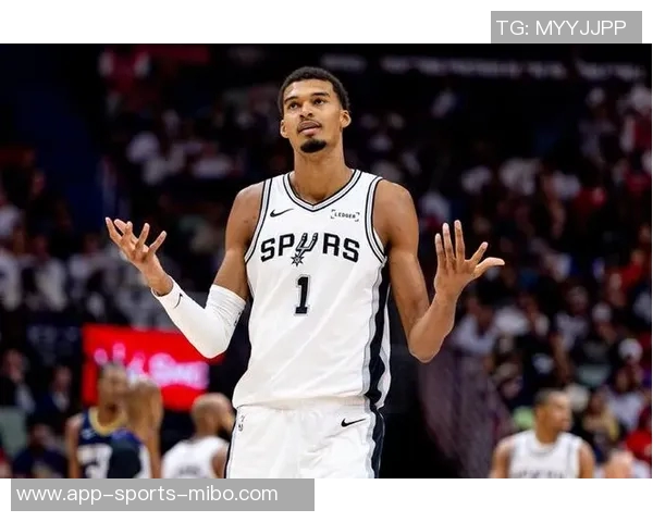 文班谈空中转身360上篮首次尝试未专门练习展现惊人天赋