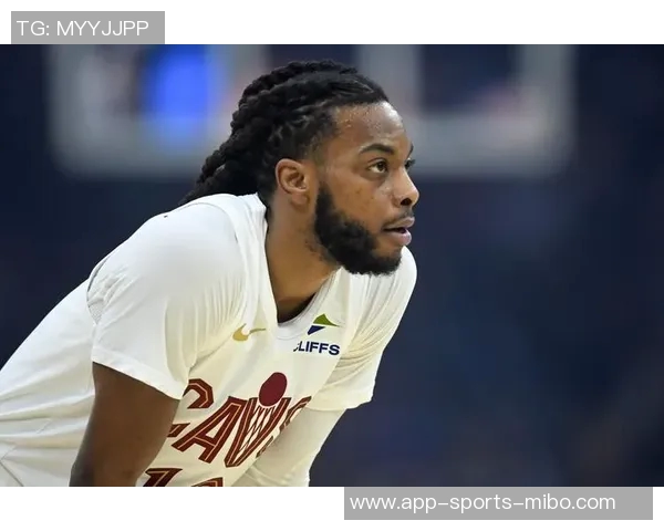 加兰半场表现出色8投4中贡献12分1板6助3断助队争胜